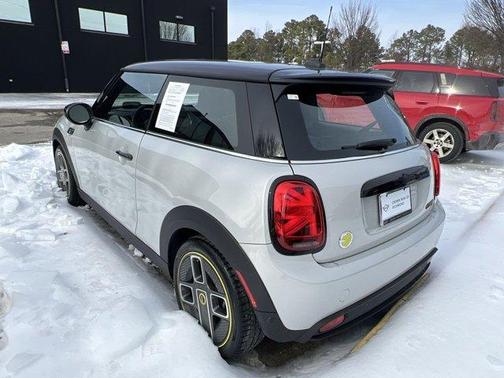 2022 MINI SE Hardtop Cooper