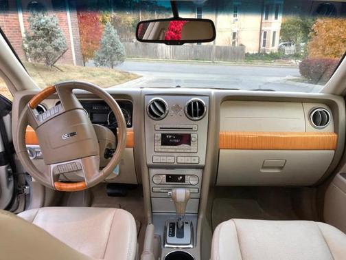 2009 Lincoln MKZ Base