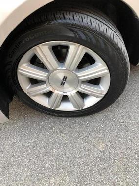 2009 Lincoln MKZ Base