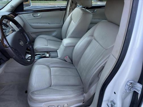 2011 Cadillac DTS Luxury Collection