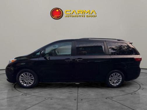 2017 Toyota Sienna XLE Premium