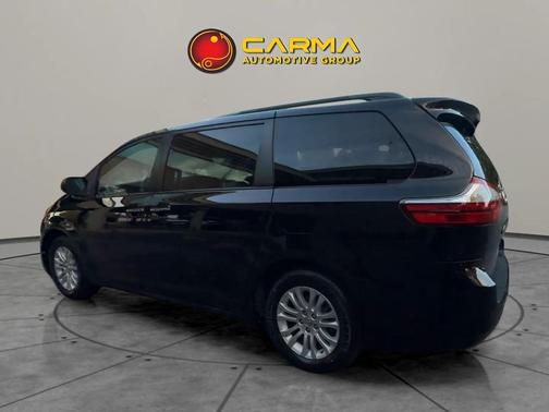 2017 Toyota Sienna XLE Premium