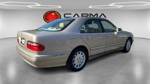 2000 Mercedes-Benz E-Class E 320 Sedan 4D