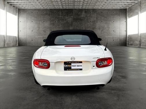 2015 Mazda MX-5 Miata Sport