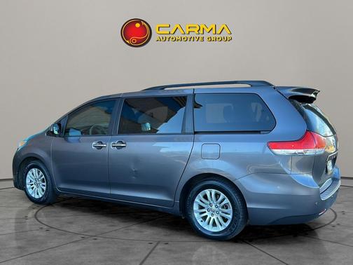 2014 Toyota Sienna XLE