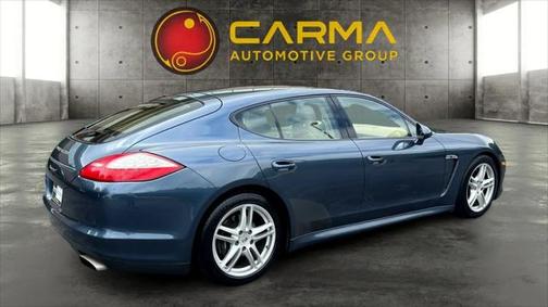 2011 Porsche Panamera 4