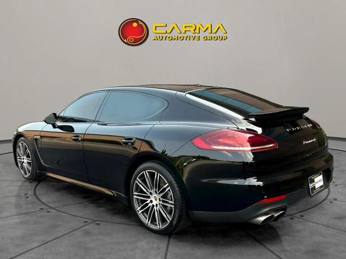 2015 Porsche Panamera 4S