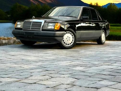 1992 Mercedes-Benz E-Class 2.6