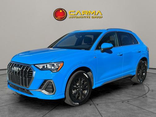2022 Audi Q3 45 S line Premium