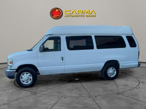 2009 Ford E350 Super Duty XL Wagon