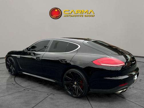 2014 Porsche Panamera 4