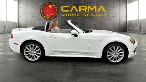 2017 FIAT 124 Spider Base