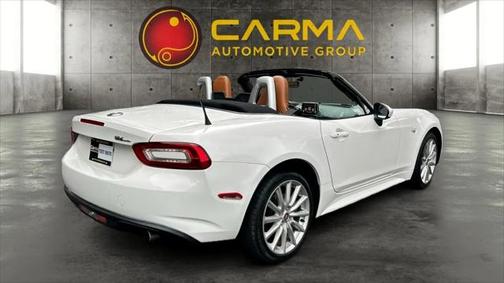 2017 FIAT 124 Spider Base
