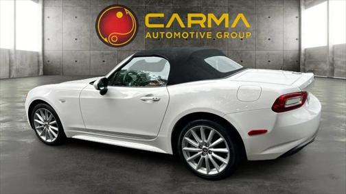 2017 FIAT 124 Spider Base