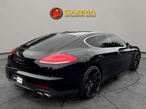 2014 Porsche Panamera 4