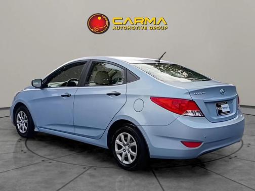 2012 Hyundai Accent SE