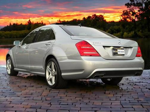 2010 Mercedes-Benz S-Class S 550 Sedan 4D