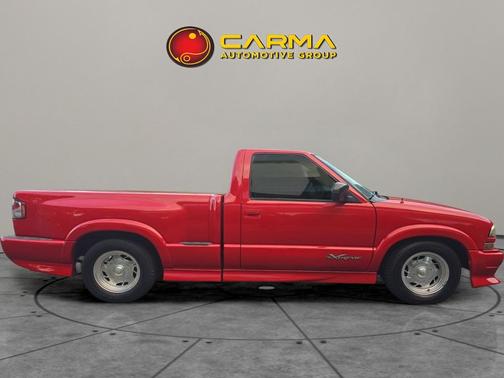 2000 Chevrolet S-10 Base