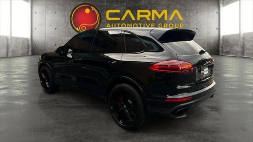 2017 Porsche Cayenne Platinum Edition