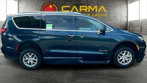 2021 Chrysler Pacifica Touring L