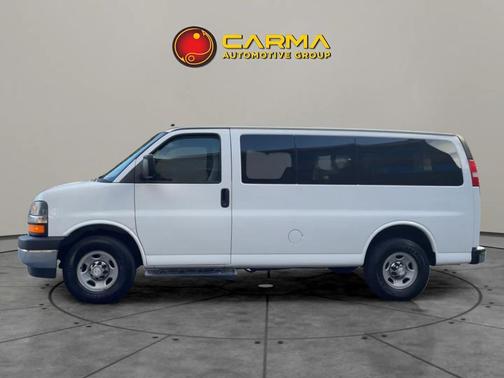 2017 Chevrolet Express 3500 LT