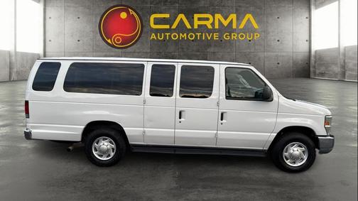 2011 Ford E350 Super Duty XLT