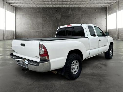 2014 Toyota Tacoma Base