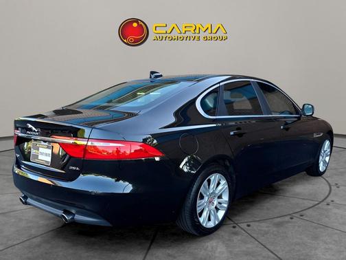 2017 Jaguar XF 35t Premium