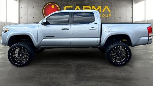 2017 Toyota Tacoma SR5