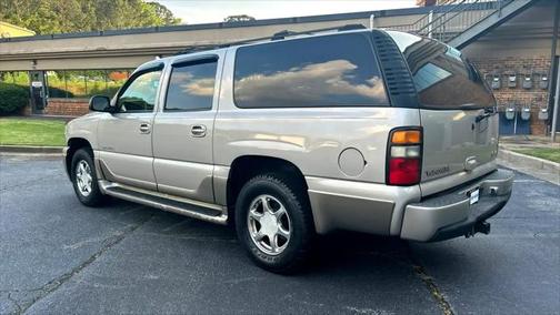 2004 GMC Yukon XL Denali