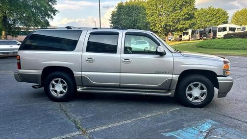 2004 GMC Yukon XL Denali