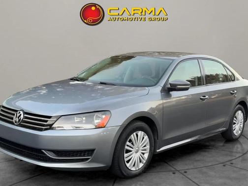 2014 Volkswagen Passat 1.8T Auto S