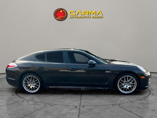 2012 Porsche Panamera 4