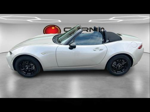 2022 Mazda MX-5 Miata Sport