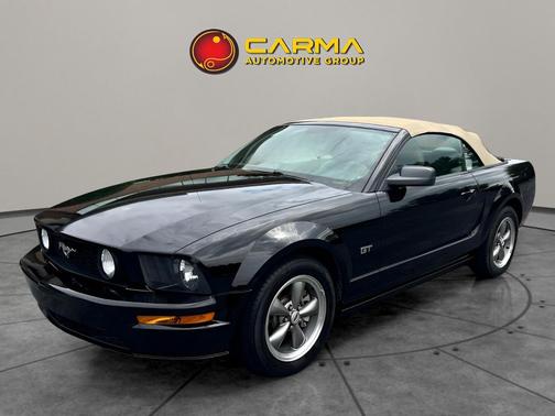 2005 Ford Mustang GT Premium