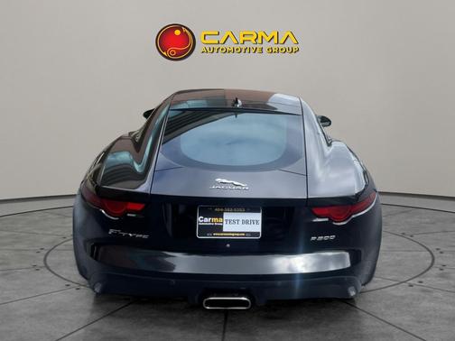 2019 Jaguar F-TYPE P300