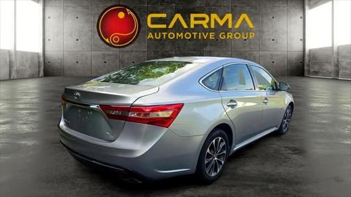 2018 Toyota Avalon XLE