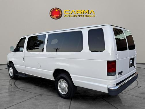 2008 Ford E350 Super Duty XLT Extended Wagon
