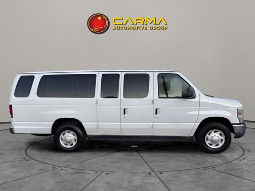 2008 Ford E350 Super Duty XLT Extended Wagon