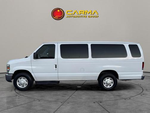 2008 Ford E350 Super Duty XLT Extended Wagon