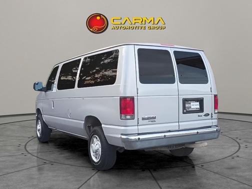 2014 Ford E350 Super Duty XLT