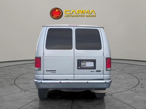 2014 Ford E350 Super Duty XLT