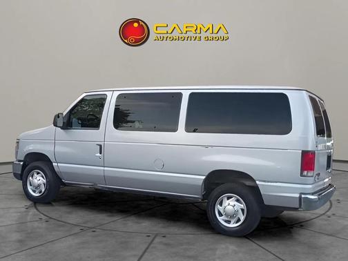 2014 Ford E350 Super Duty XLT