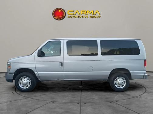 2014 Ford E350 Super Duty XLT