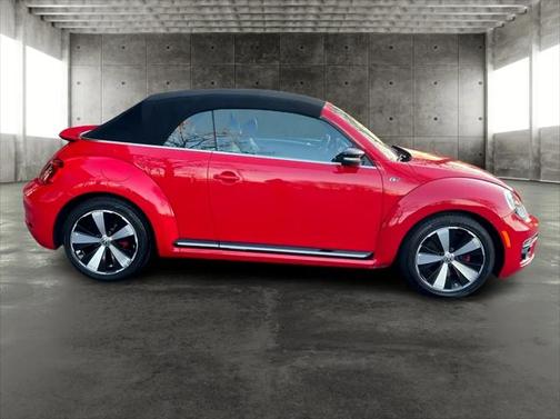 2014 Volkswagen Beetle DSG 2.0T R-Line