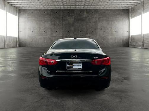 2015 INFINITI Q50 Premium