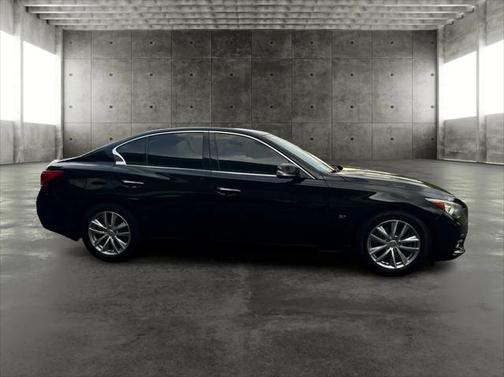 2015 INFINITI Q50 Premium