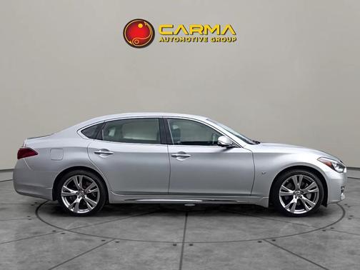 2017 INFINITI Q70L 3.7