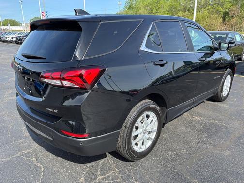 Mosaic Black Metallic 2022 Chevrolet Equinox 1LT