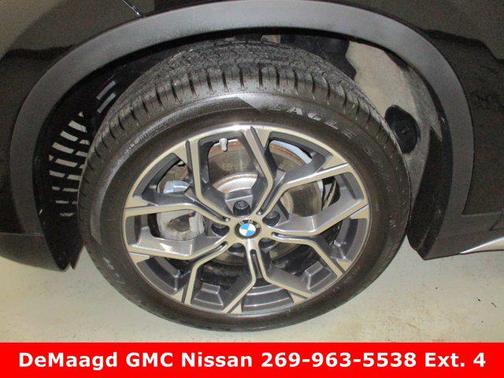 2021 BMW X1 xDrive28i